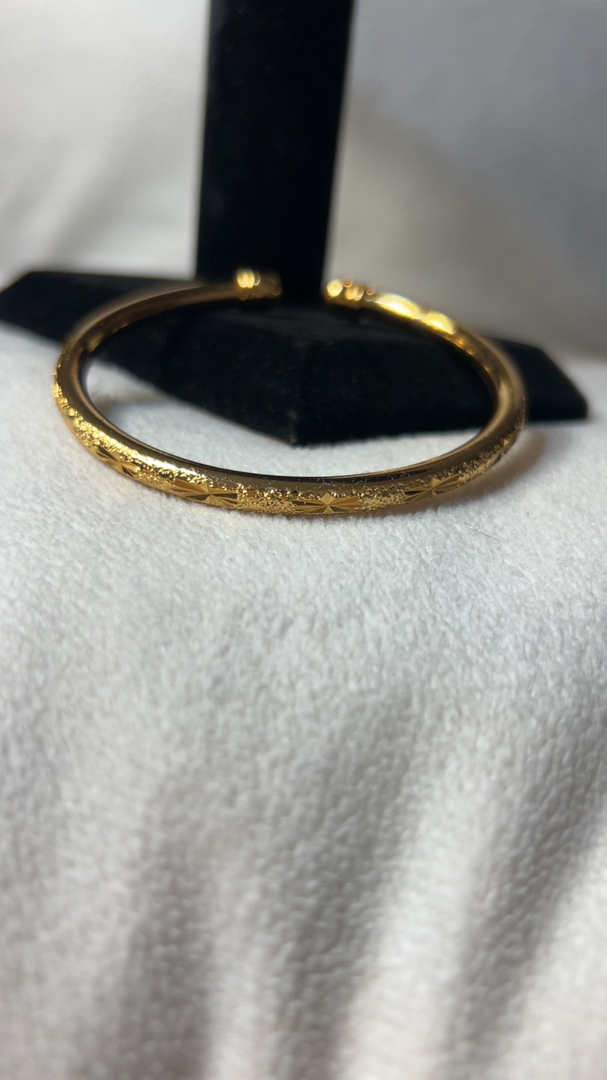 The SLIM THICK Bangle